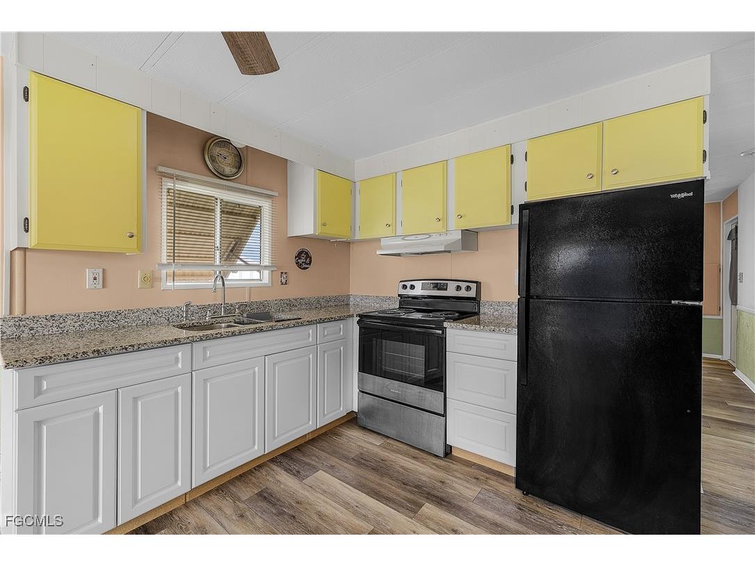 3851 Coconut Drive Saint James City FL 33956 2025015671 image16