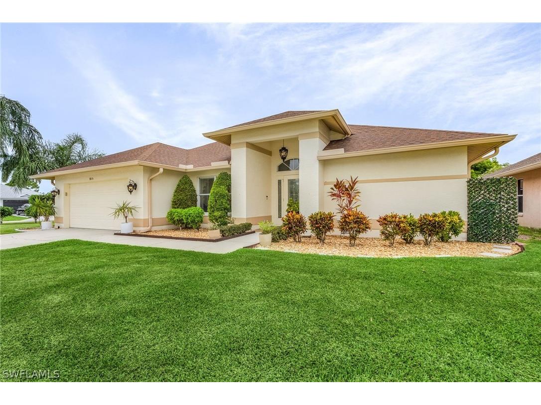 3855 Groton Court Naples FL 34112 224058091 image1