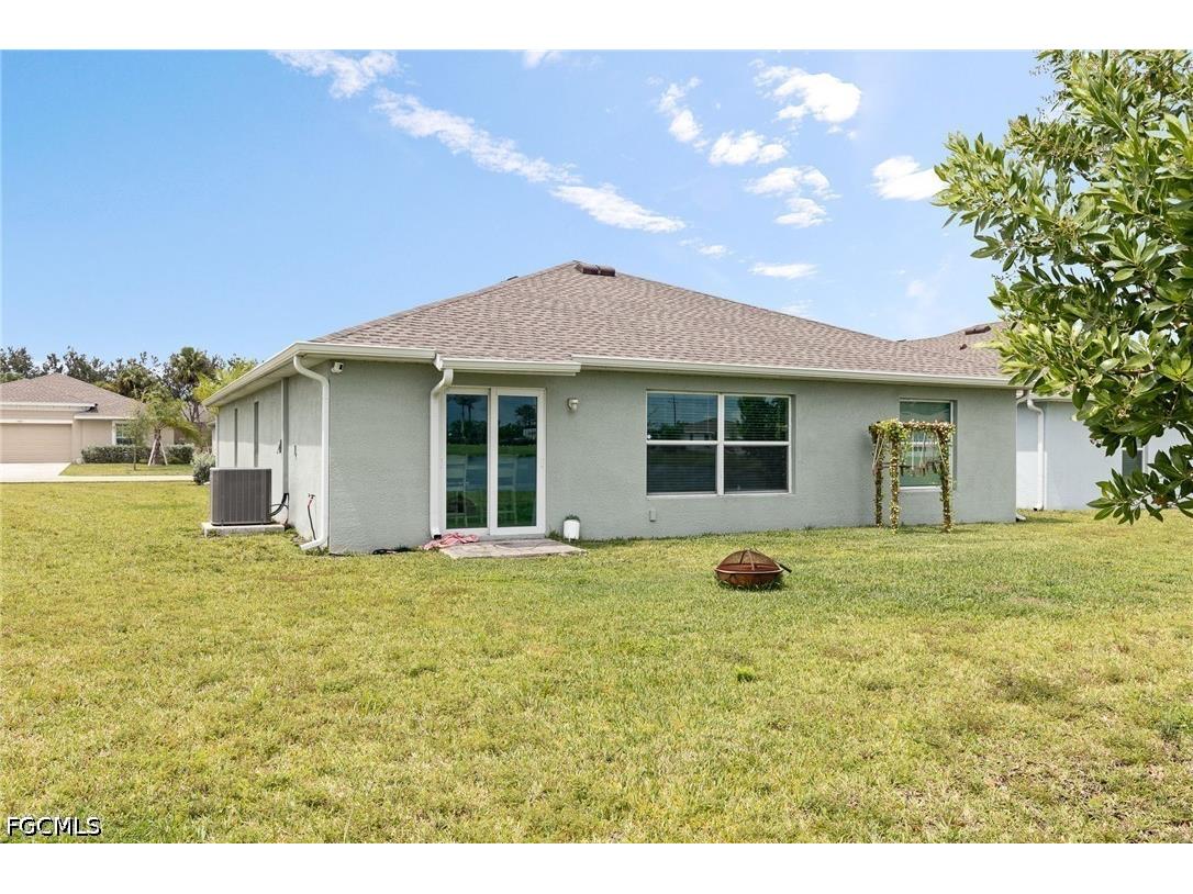 3856 Treasure Oak Way Fort Myers FL 33905 2026024648 image21