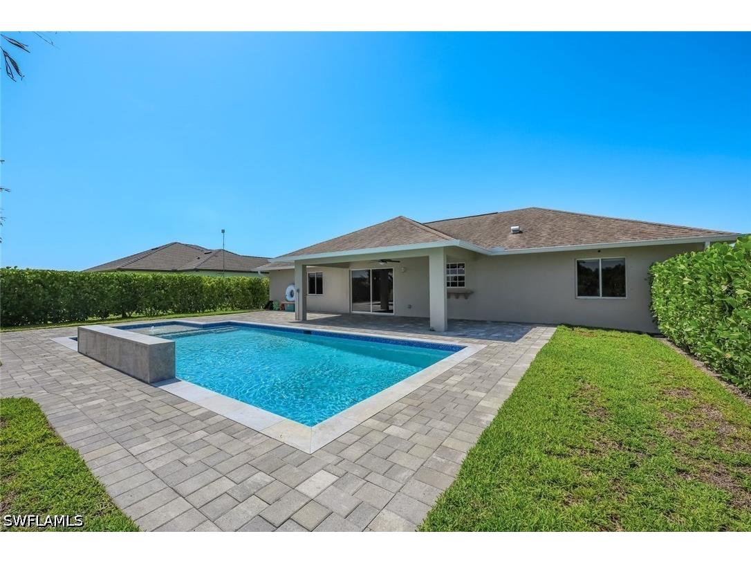3857 39th Avenue NE Naples FL 34120 226025982 image1