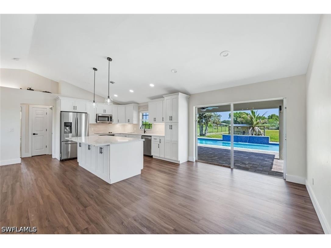 3857 39th Avenue NE Naples FL 34120 226025982 image9