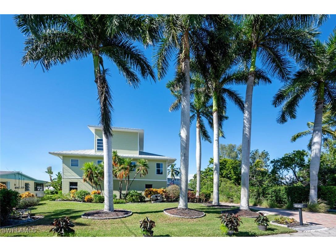 3858 Riviera Circle Bonita Springs FL 34134 225082164 image1