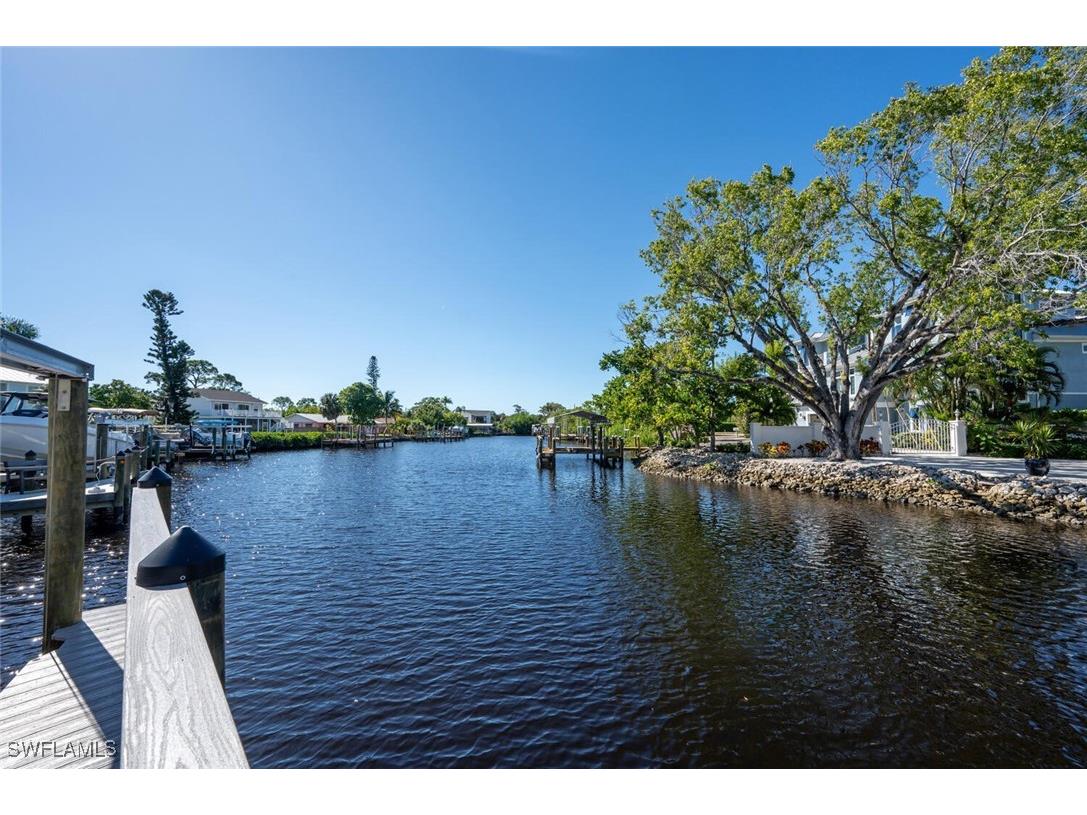 3858 Riviera Circle Bonita Springs FL 34134 225082164 image37