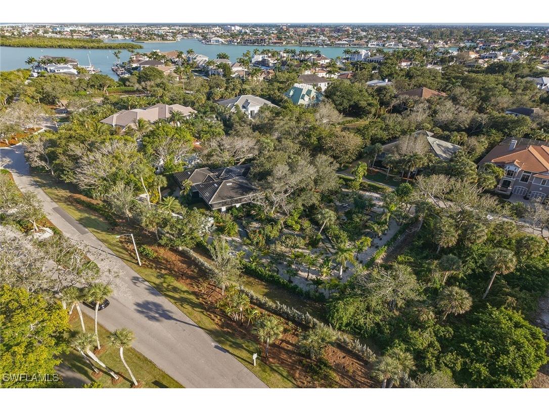 386 Live Oak Lane Marco Island FL 34145 226004802 image1