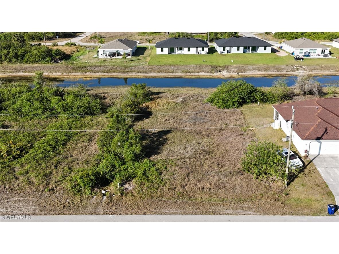 386 Pauline Avenue Lehigh Acres FL 33974 225029682 image1