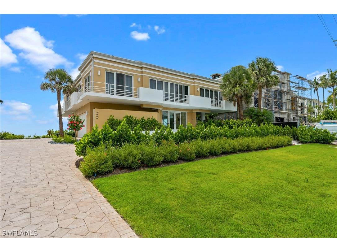 3860 Gordon Drive Naples FL 34102 226009981 image4