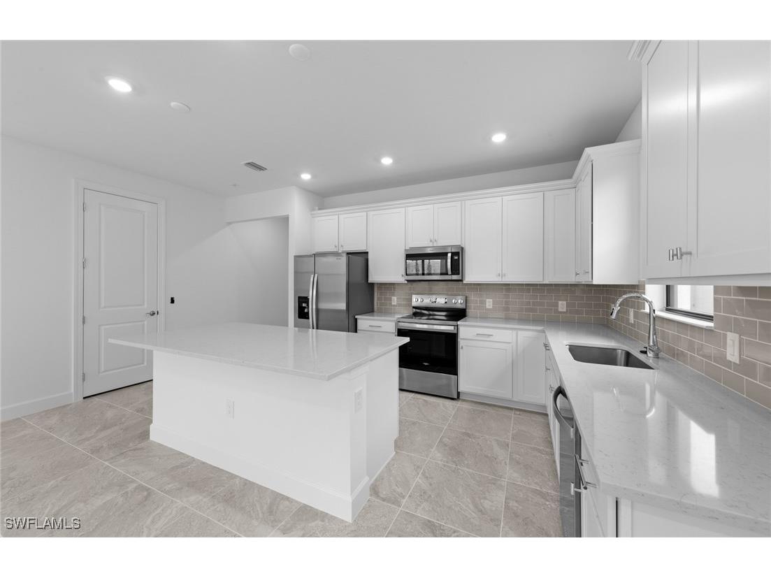 3861 Passion Vine Drive Alva FL 33920 225068005 image4