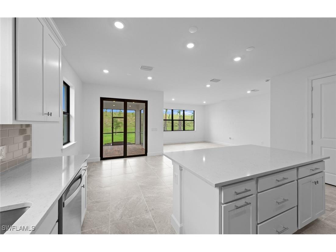 3861 Passion Vine Drive Alva FL 33920 225068005 image5