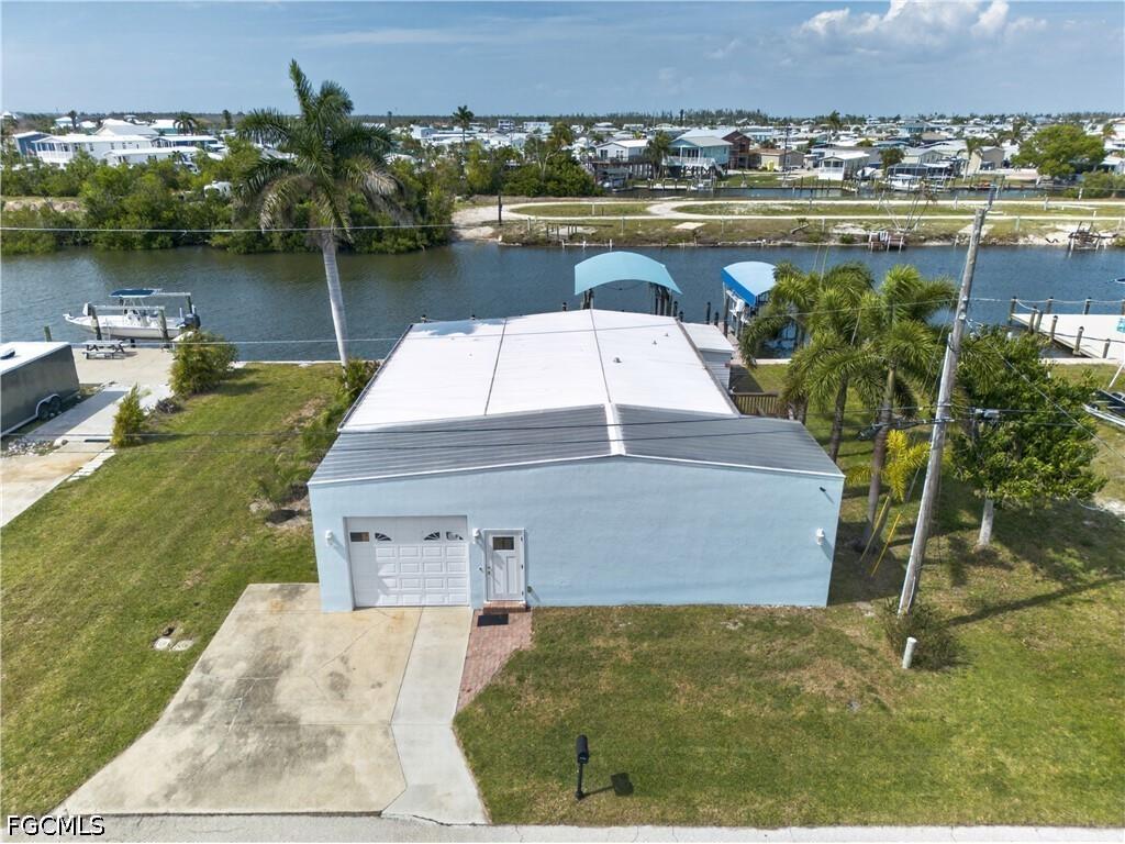 3864 Royal Palm Drive Saint James City FL 33956 2026021673 image1