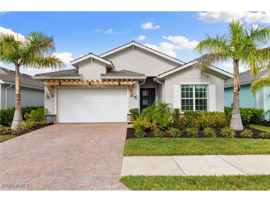 387 Grace Bay Lane Naples FL 34114 225083940 image1