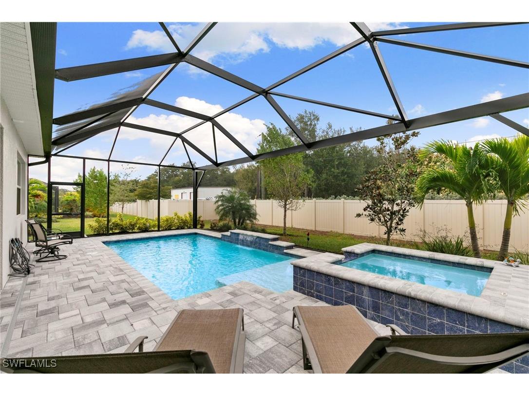 387 Grace Bay Lane Naples FL 34114 225083940 image25