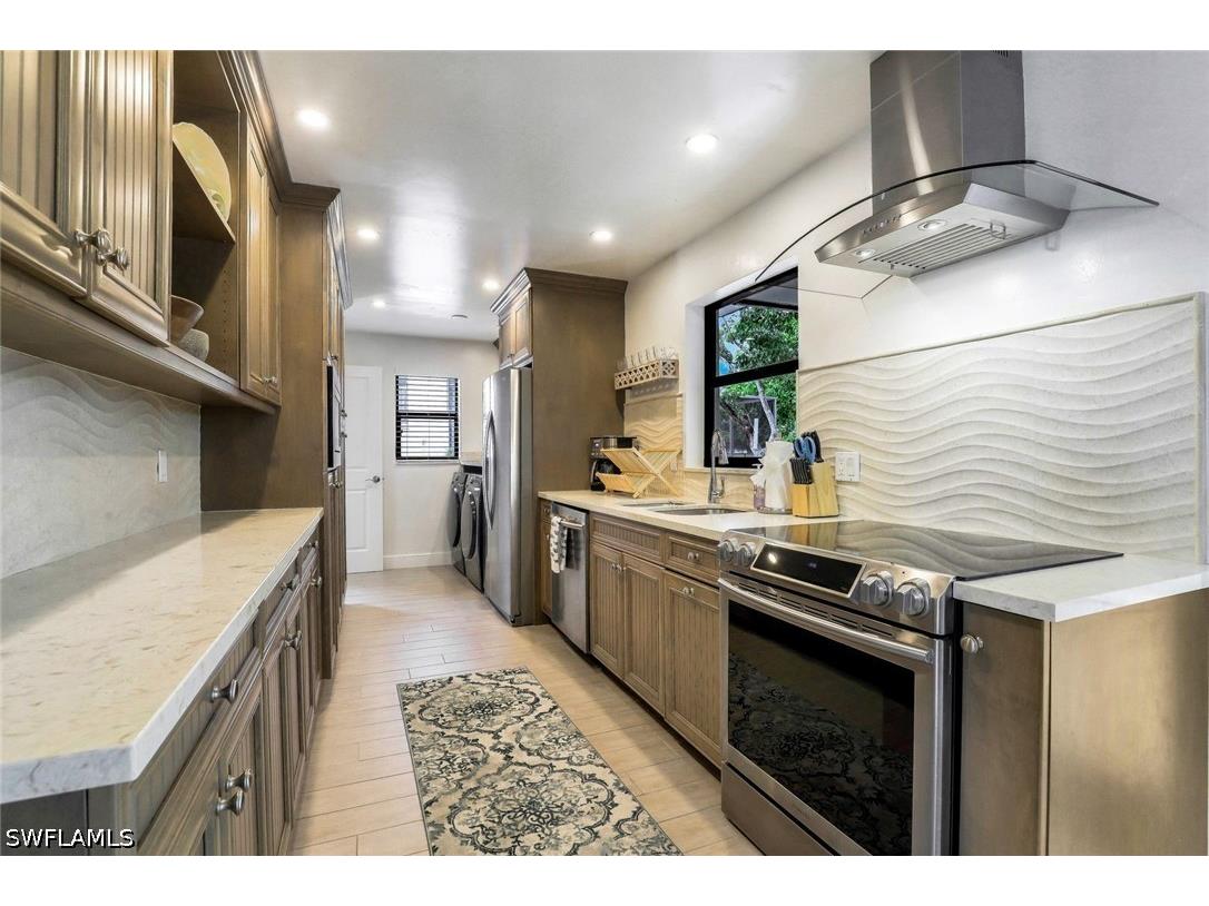 387 S Heathwood Drive Marco Island FL 34145 226022062 image1
