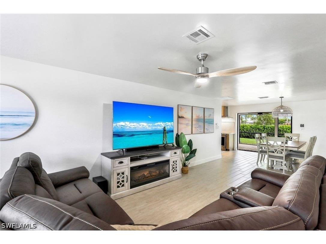 387 S Heathwood Drive Marco Island FL 34145 226022062 image2