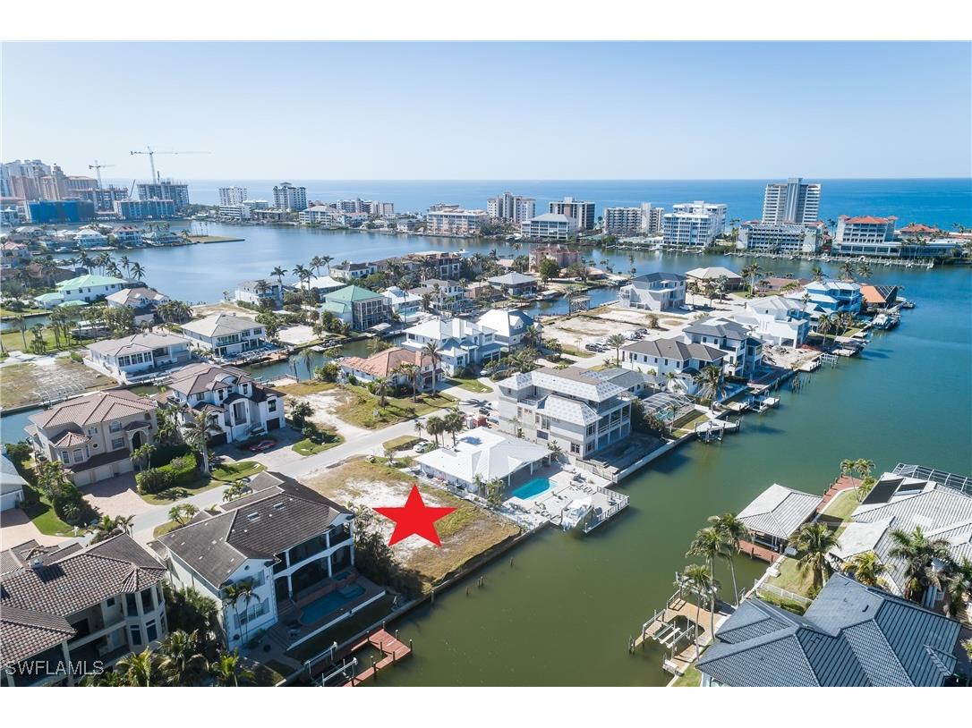 387 Trade Winds Avenue Naples FL 34108 226003072 image7