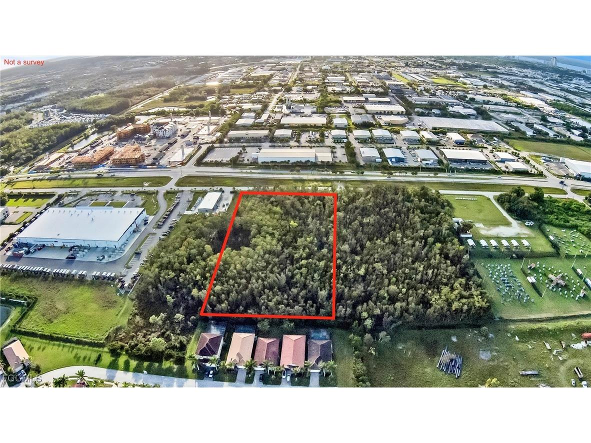 3870 Veronica S Shoemaker Boulevard Fort Myers FL 33916 2025016182 image4