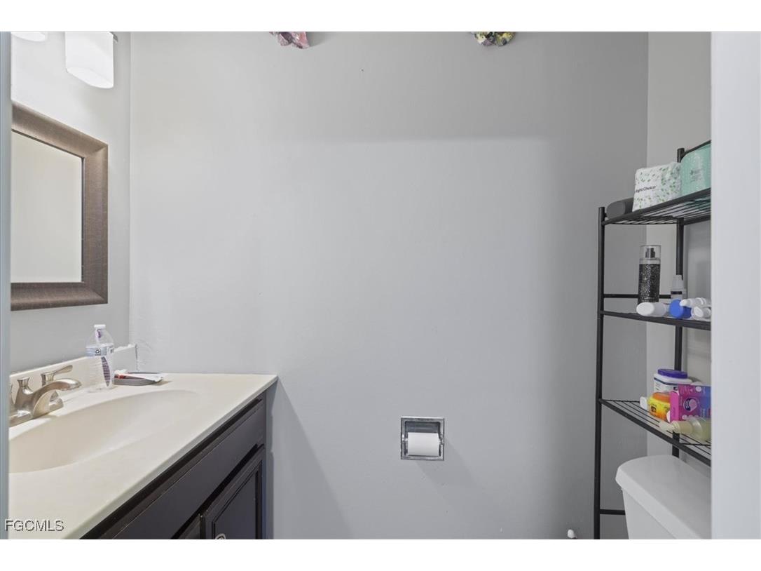 3871 White Boulevard Naples FL 34117 2025002673 image16