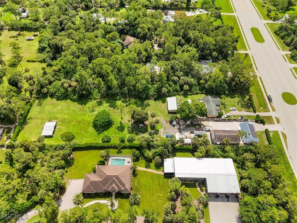3871 White Boulevard Naples FL 34117 2025002673 image36
