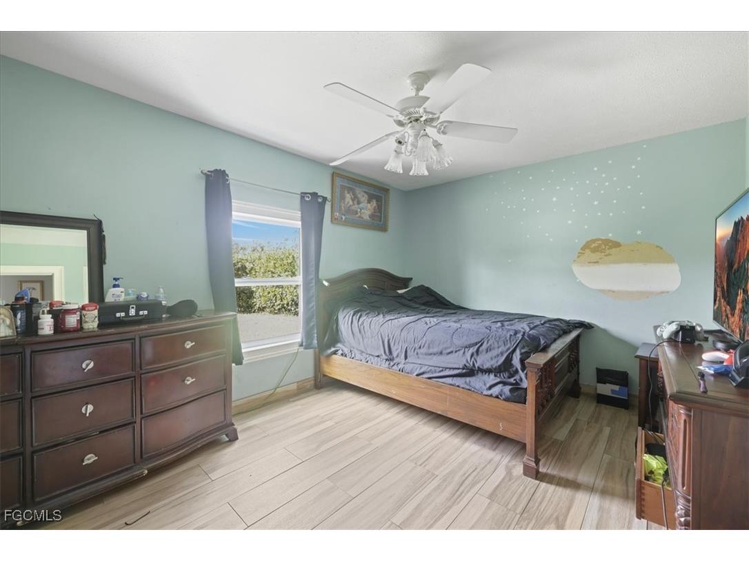 3871 White Boulevard Naples FL 34117 2025002673 image8