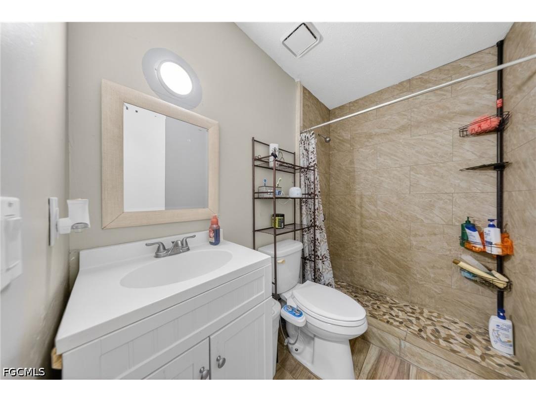 3871 White Boulevard Naples FL 34117 2026017213 image19