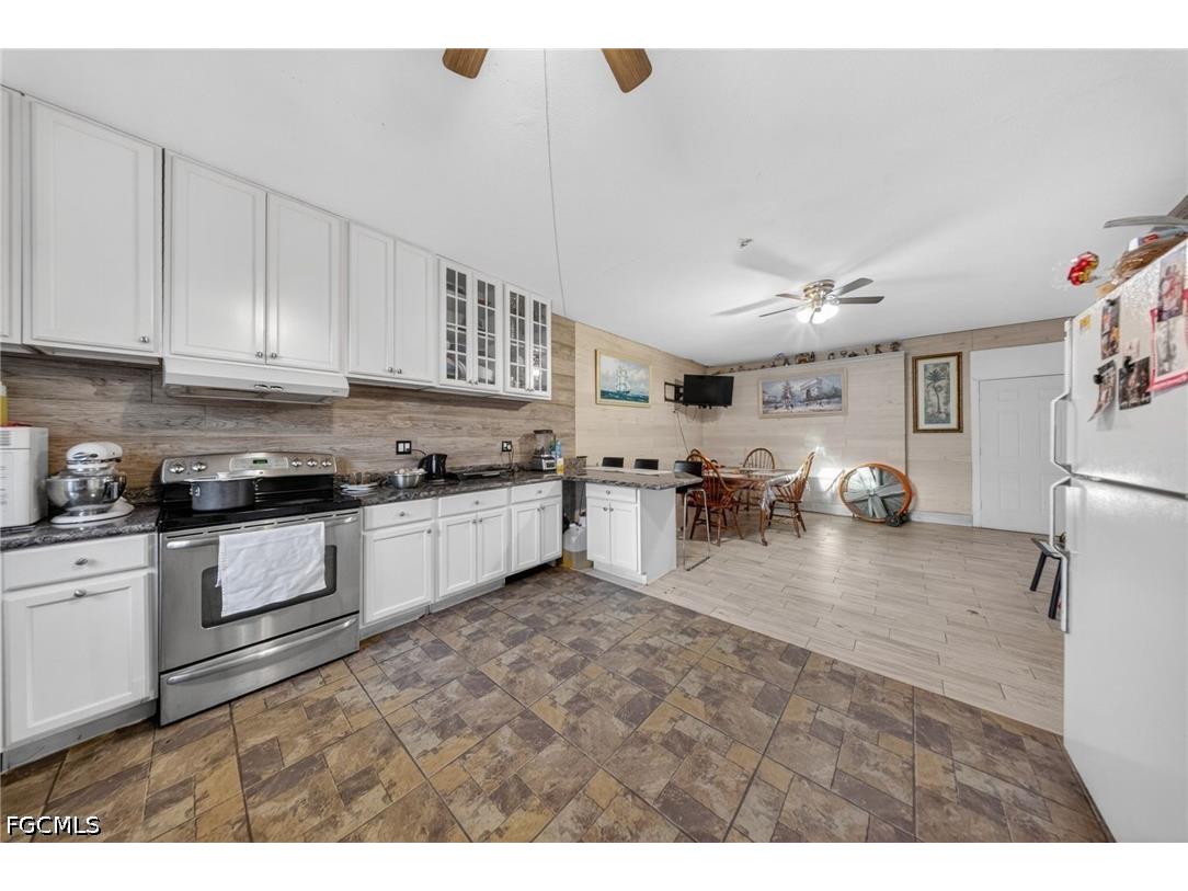 3871 White Boulevard Naples FL 34117 2026017213 image24