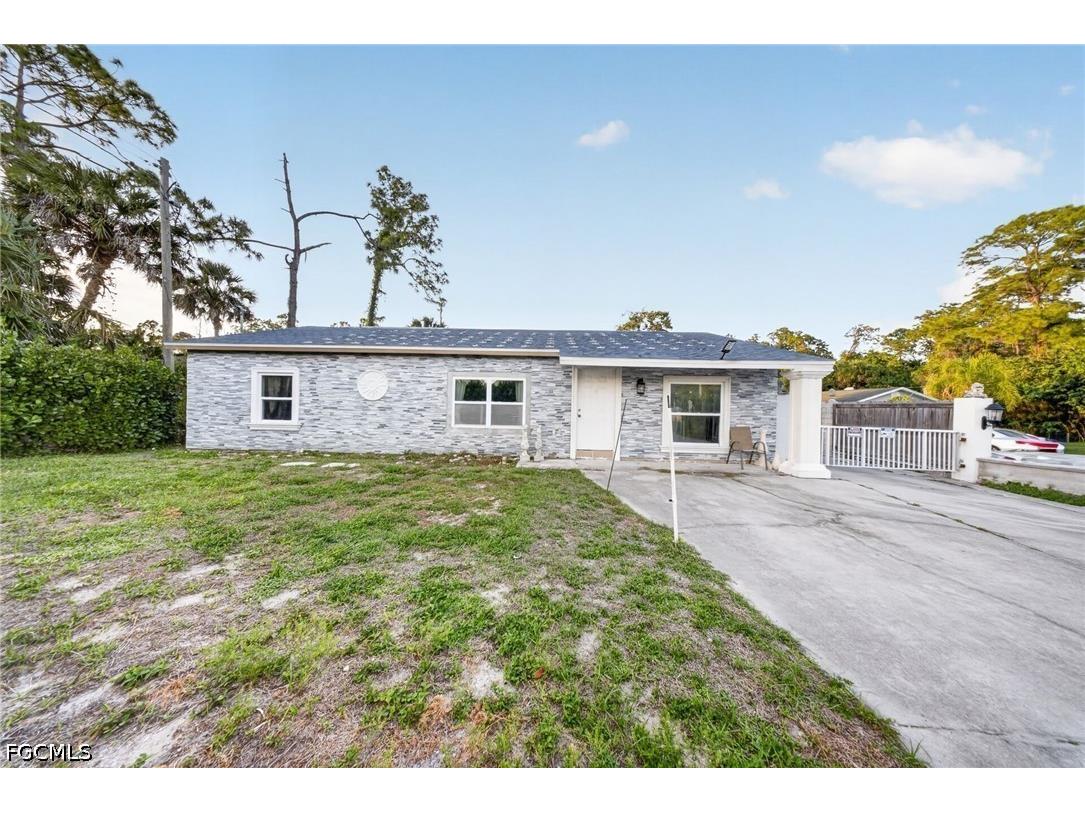 3871 White Boulevard Naples FL 34117 2026017213 image27