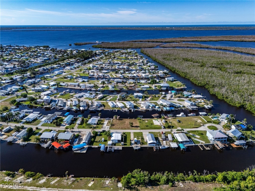 3875 Royal Palm Drive Saint James City FL 33956 2025009488 image16