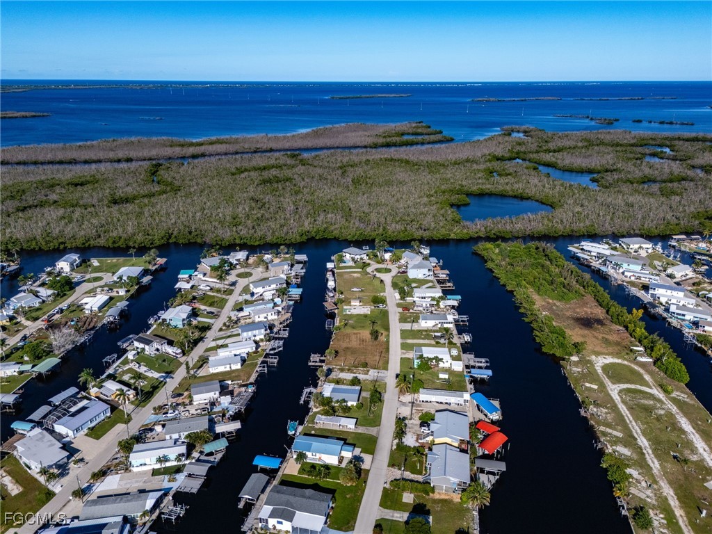 3875 Royal Palm Drive Saint James City FL 33956 2025009488 image20