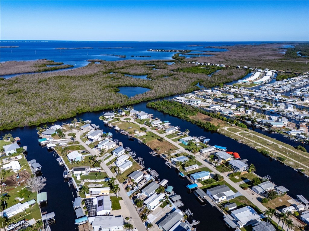 3875 Royal Palm Drive Saint James City FL 33956 2025009488 image21