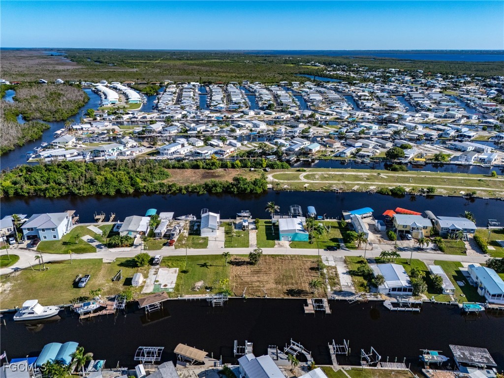 3875 Royal Palm Drive Saint James City FL 33956 2025009488 image8