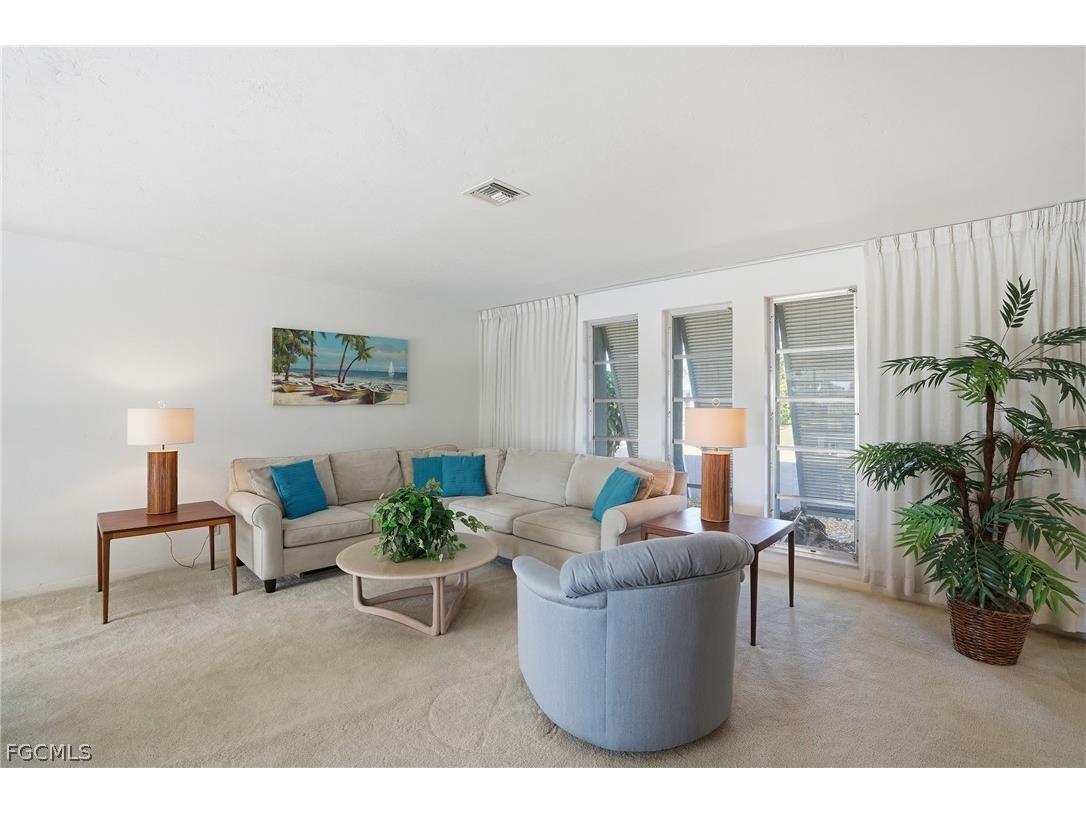 3878 SE 7th Place Cape Coral FL 33904 2026008855 image6
