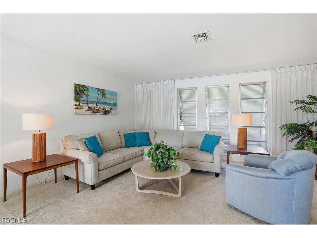 3878 SE 7th Place Cape Coral FL 33904 2026008855 image8