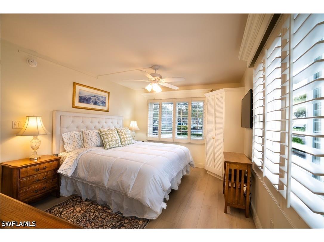 388 4th Avenue S #388 Naples FL 34102 226014681 image1