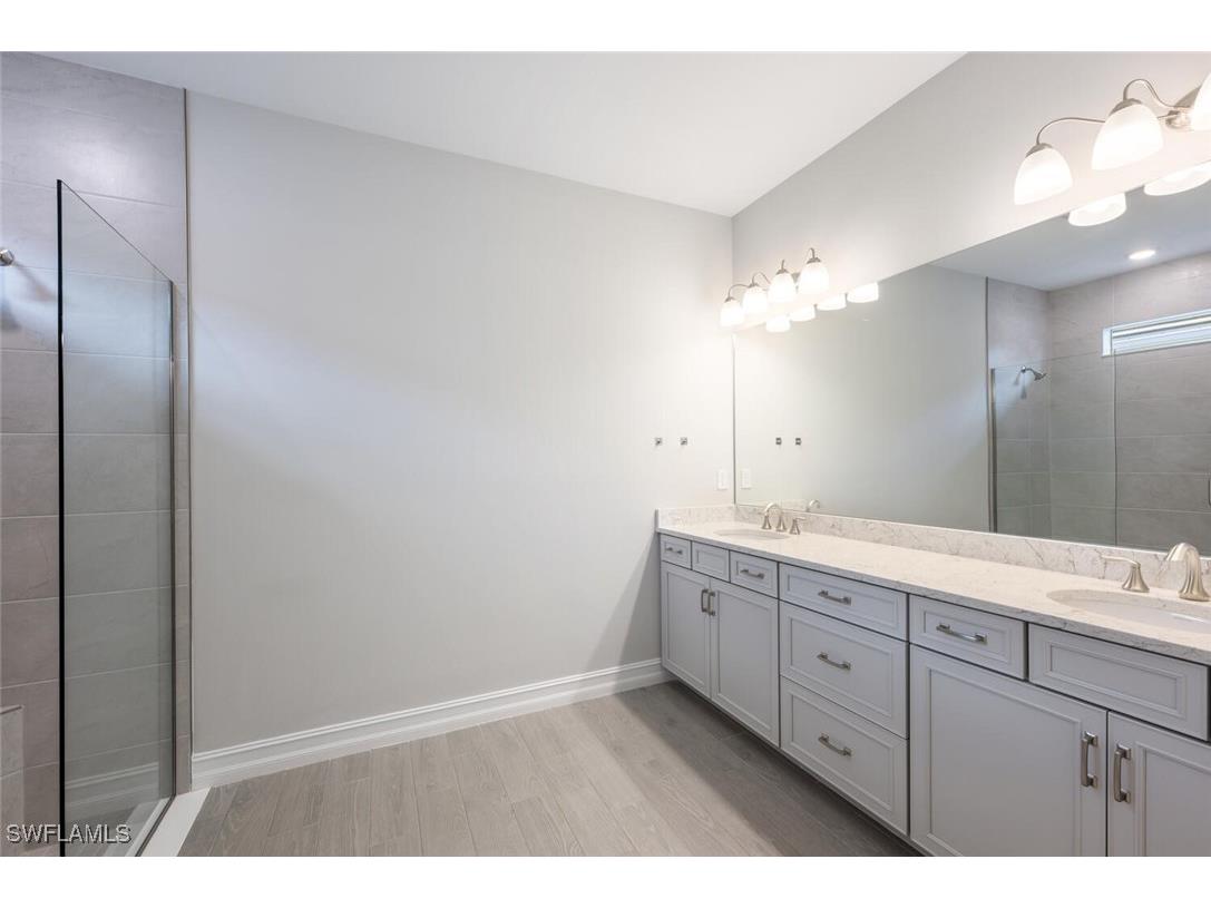 388 Grace Bay Lane Naples FL 34114 225075403 image15