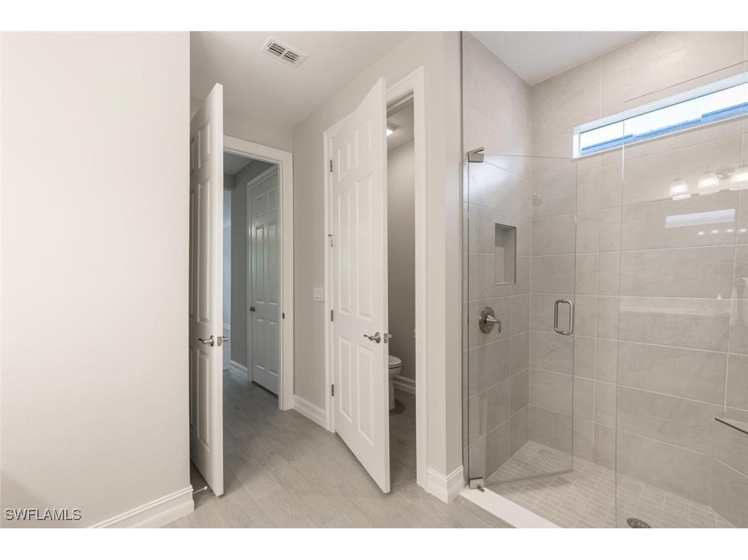 388 Grace Bay Lane Naples FL 34114 225075403 image16