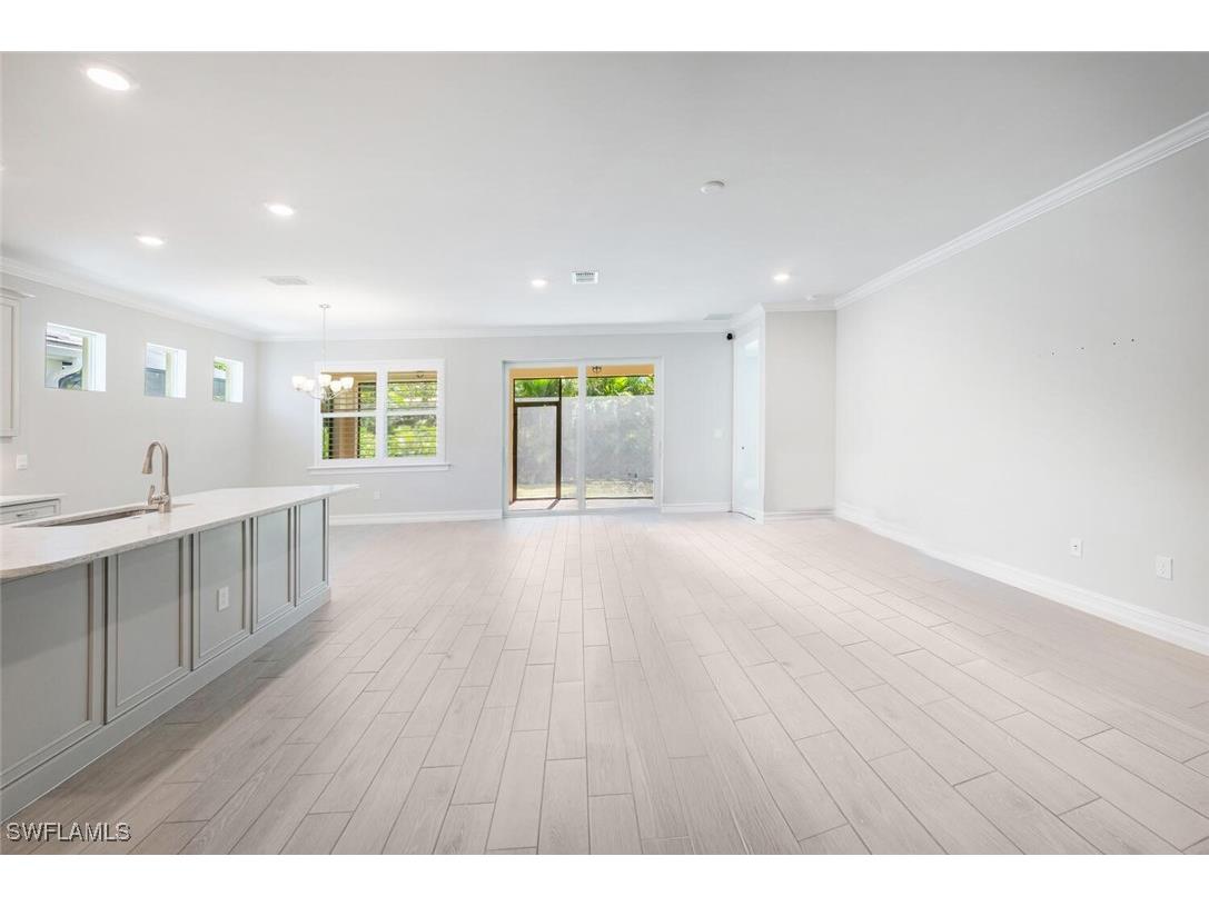 388 Grace Bay Lane Naples FL 34114 225075403 image3