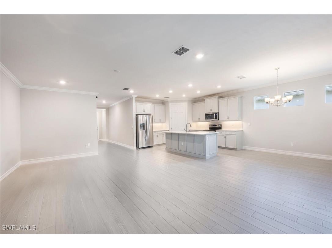 388 Grace Bay Lane Naples FL 34114 225075403 image7