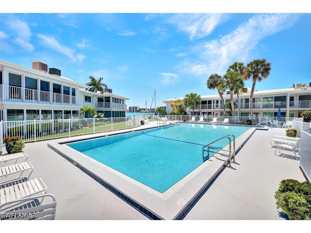 388 Harbour Drive #388 Naples FL 34103 226017347 image22