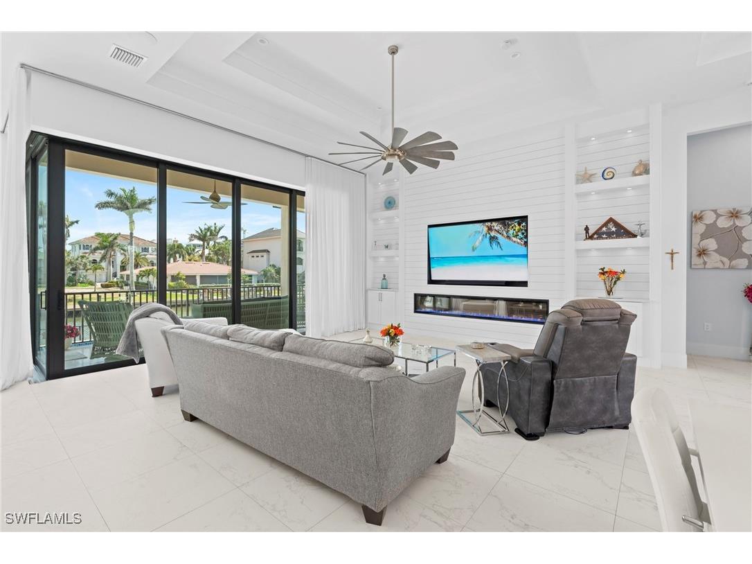 388 Pine Avenue Naples FL 34108 225075287 image12