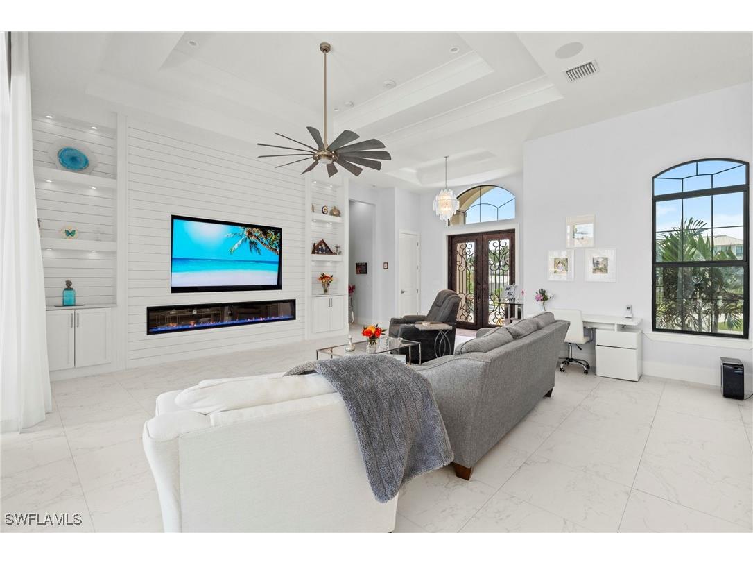 388 Pine Avenue Naples FL 34108 225075287 image15