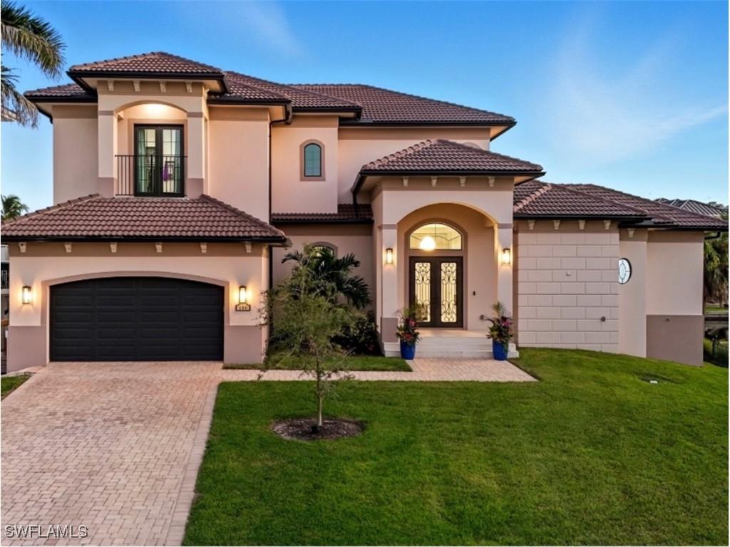 388 Pine Avenue Naples FL 34108 225075287 image2