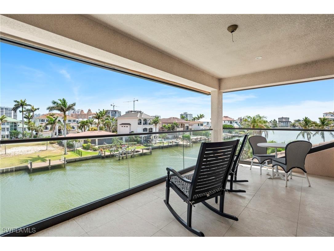 388 Pine Avenue Naples FL 34108 225075287 image21