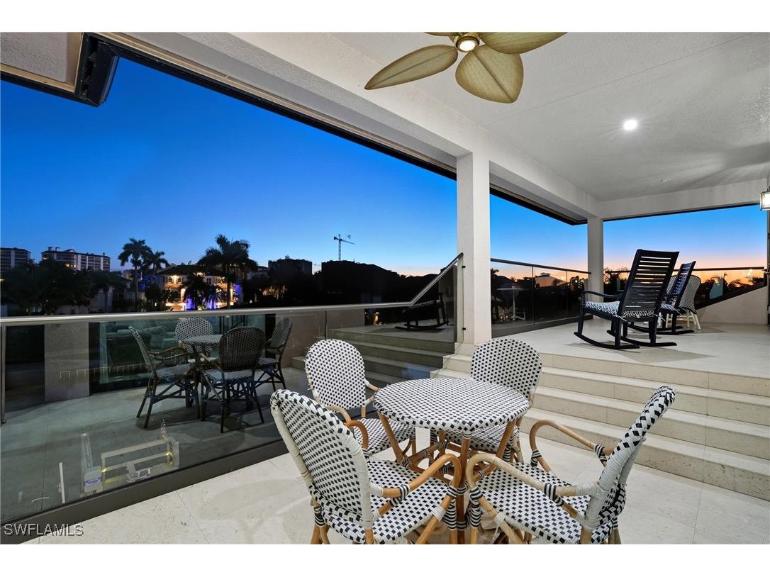 388 Pine Avenue Naples FL 34108 225075287 image25