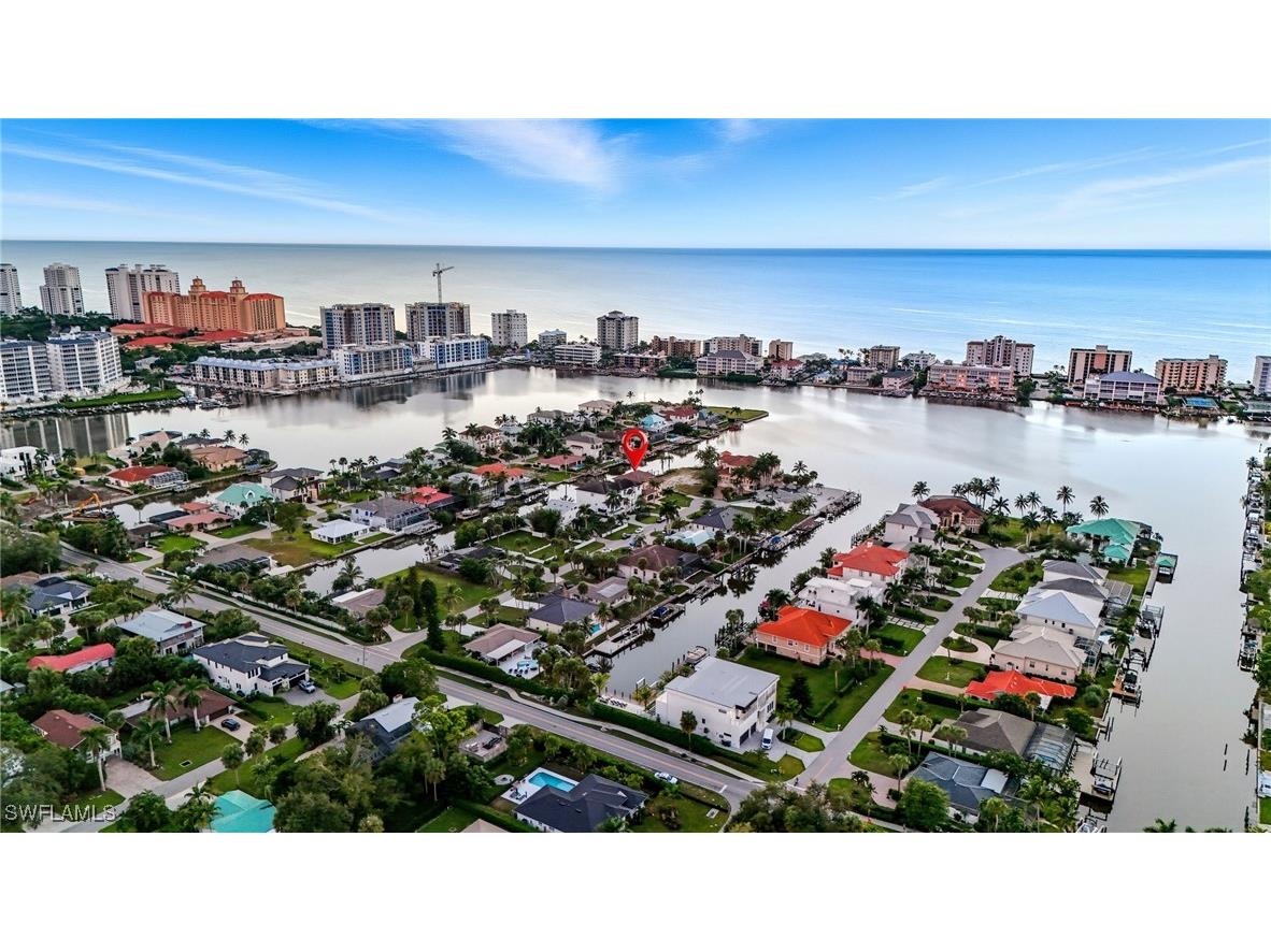 388 Pine Avenue Naples FL 34108 225075287 image31