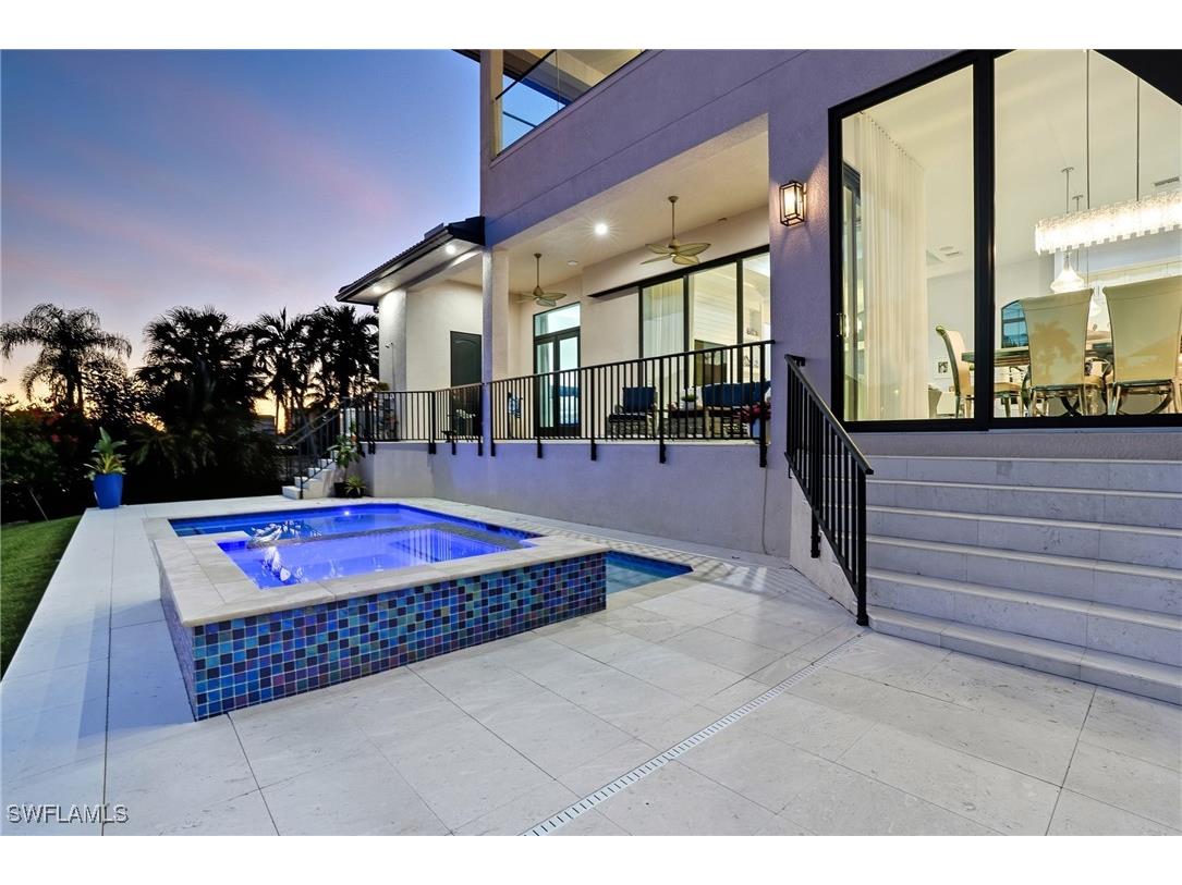 388 Pine Avenue Naples FL 34108 225075287 image4