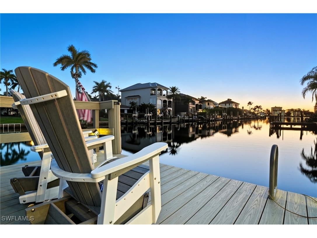 388 Pine Avenue Naples FL 34108 225075287 image41