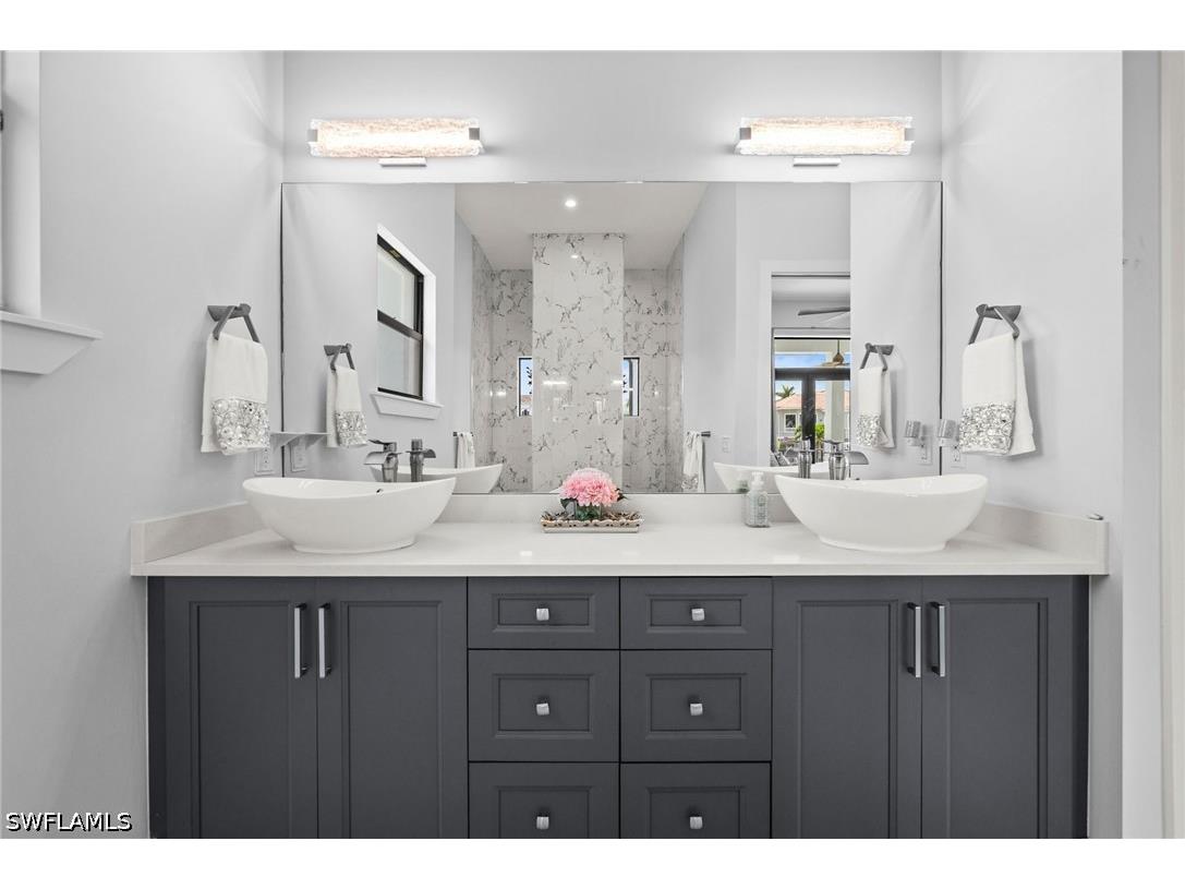 388 Pine Avenue Naples FL 34108 226019283 image23