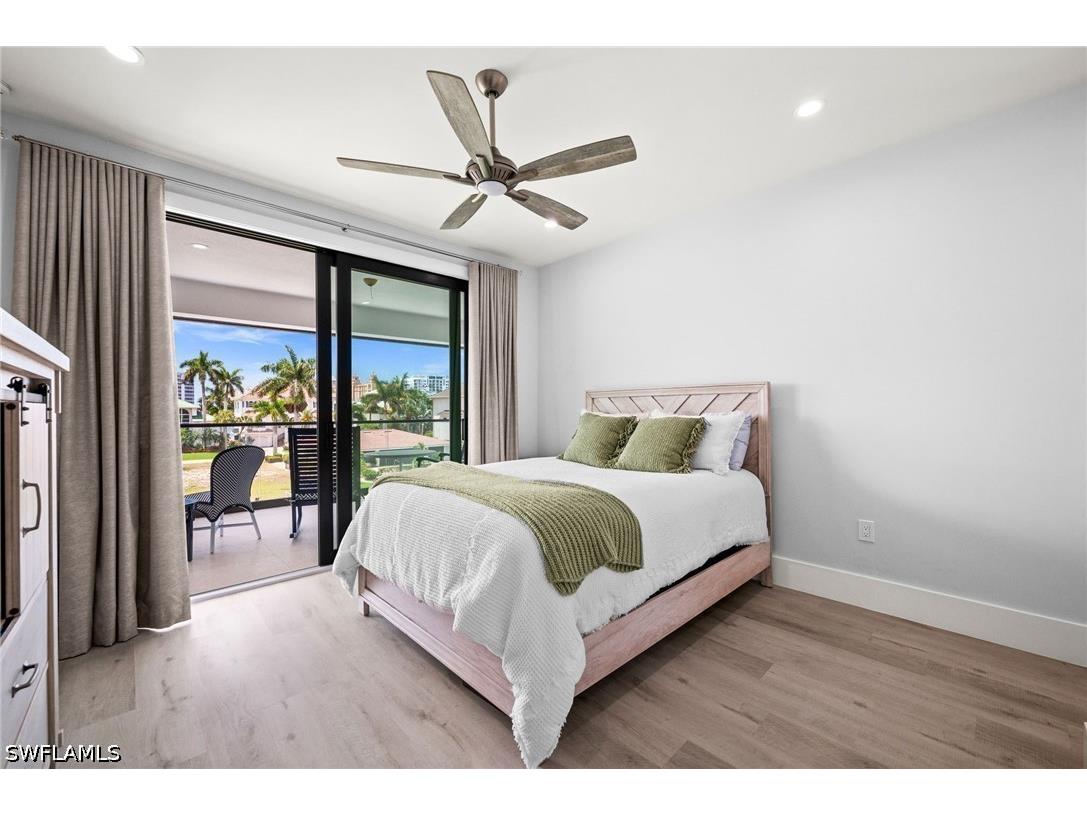 388 Pine Avenue Naples FL 34108 226019283 image28