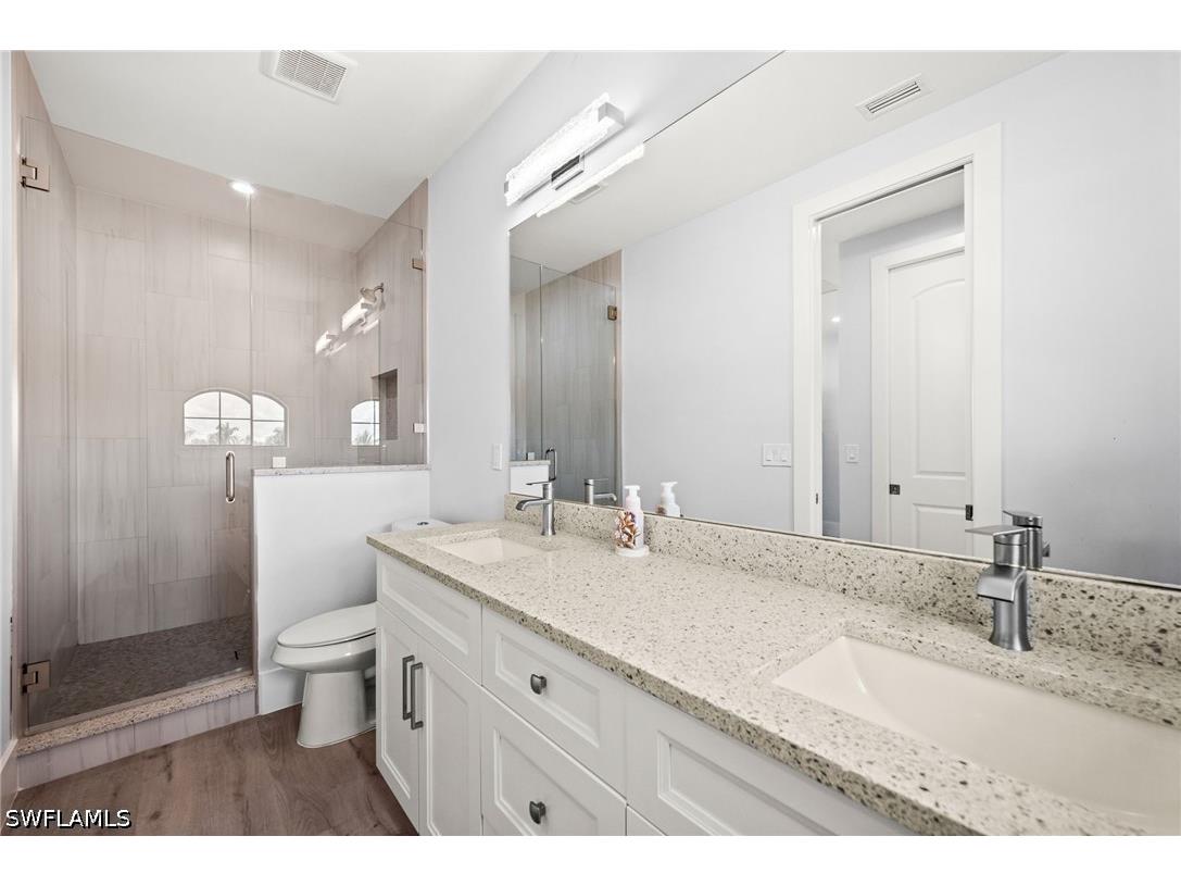 388 Pine Avenue Naples FL 34108 226019283 image29