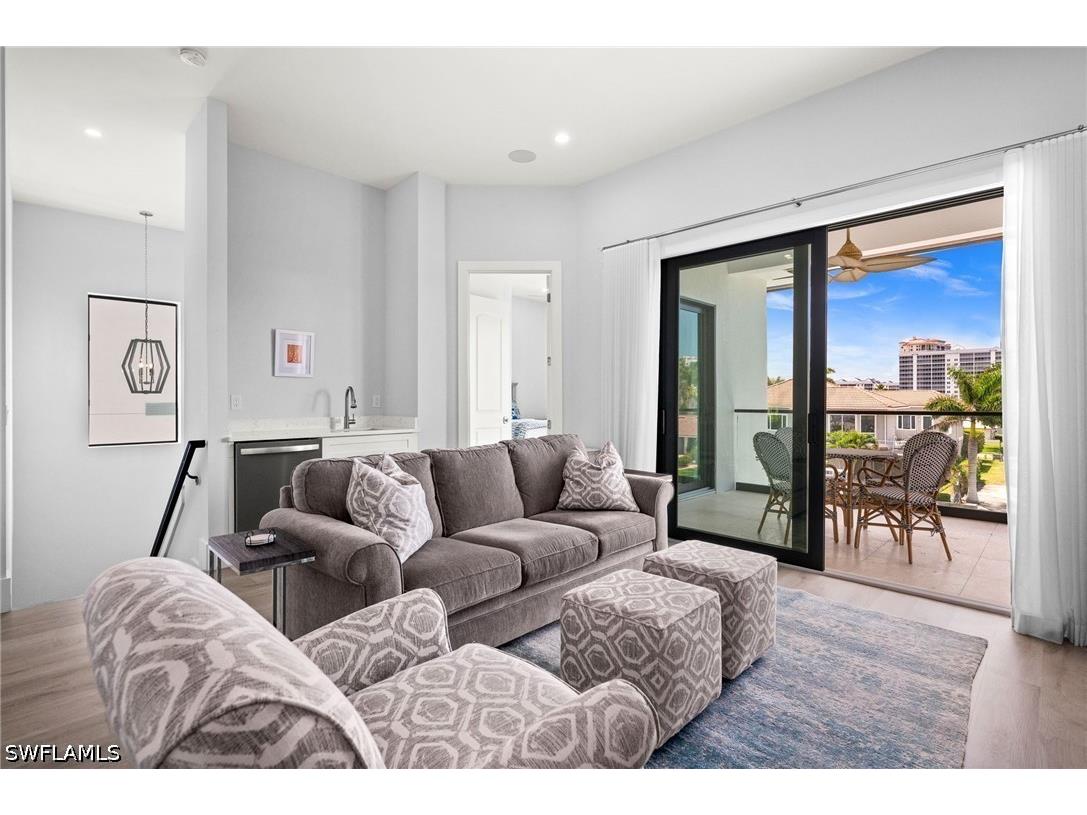 388 Pine Avenue Naples FL 34108 226019283 image31