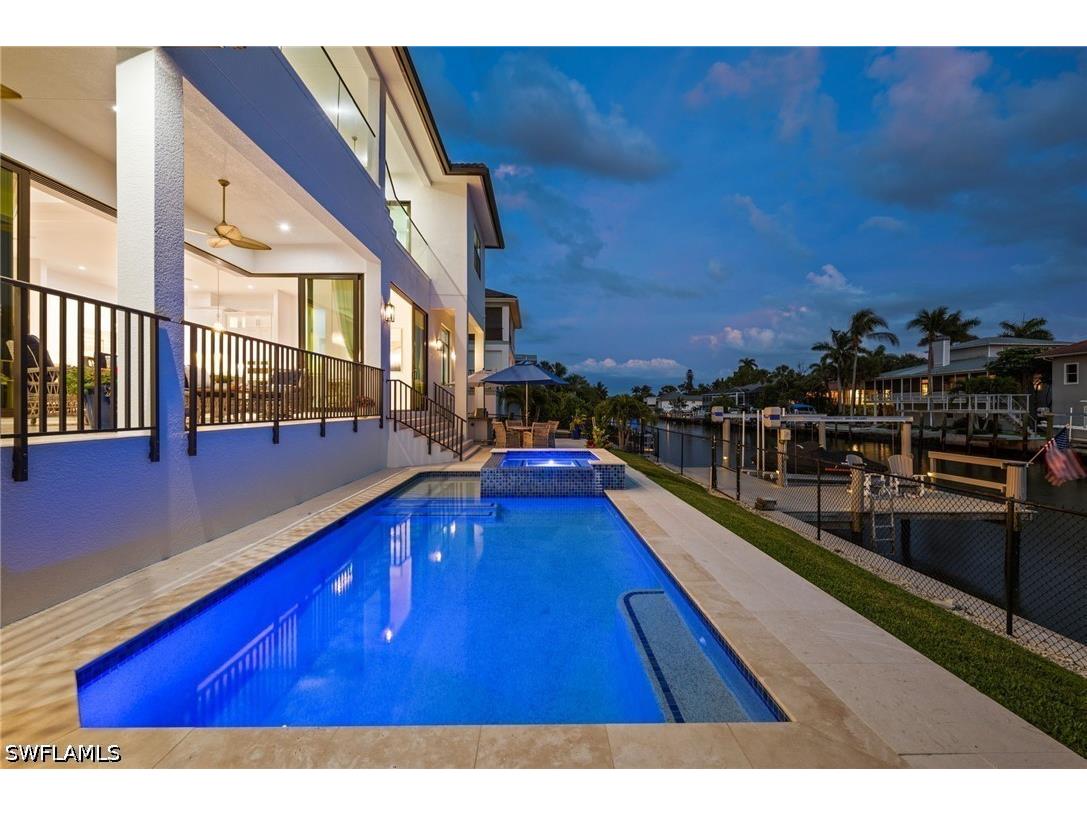 388 Pine Avenue Naples FL 34108 226019283 image34